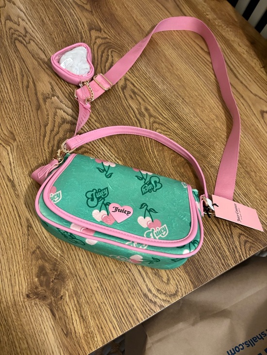 Juicy Couture Handbags - Juicy Couture retro